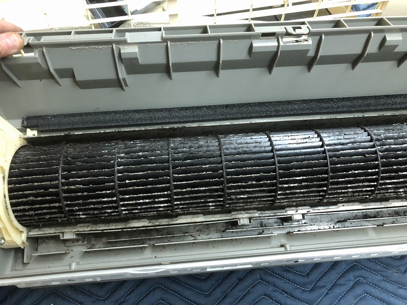 ダイキンエアコン完全分解洗浄【AN40PEBKP-W】 令和3年4月14日の日記 